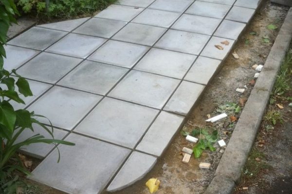 PATIO PAVING SLABS