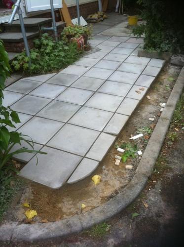 PATIO PAVING SLABS